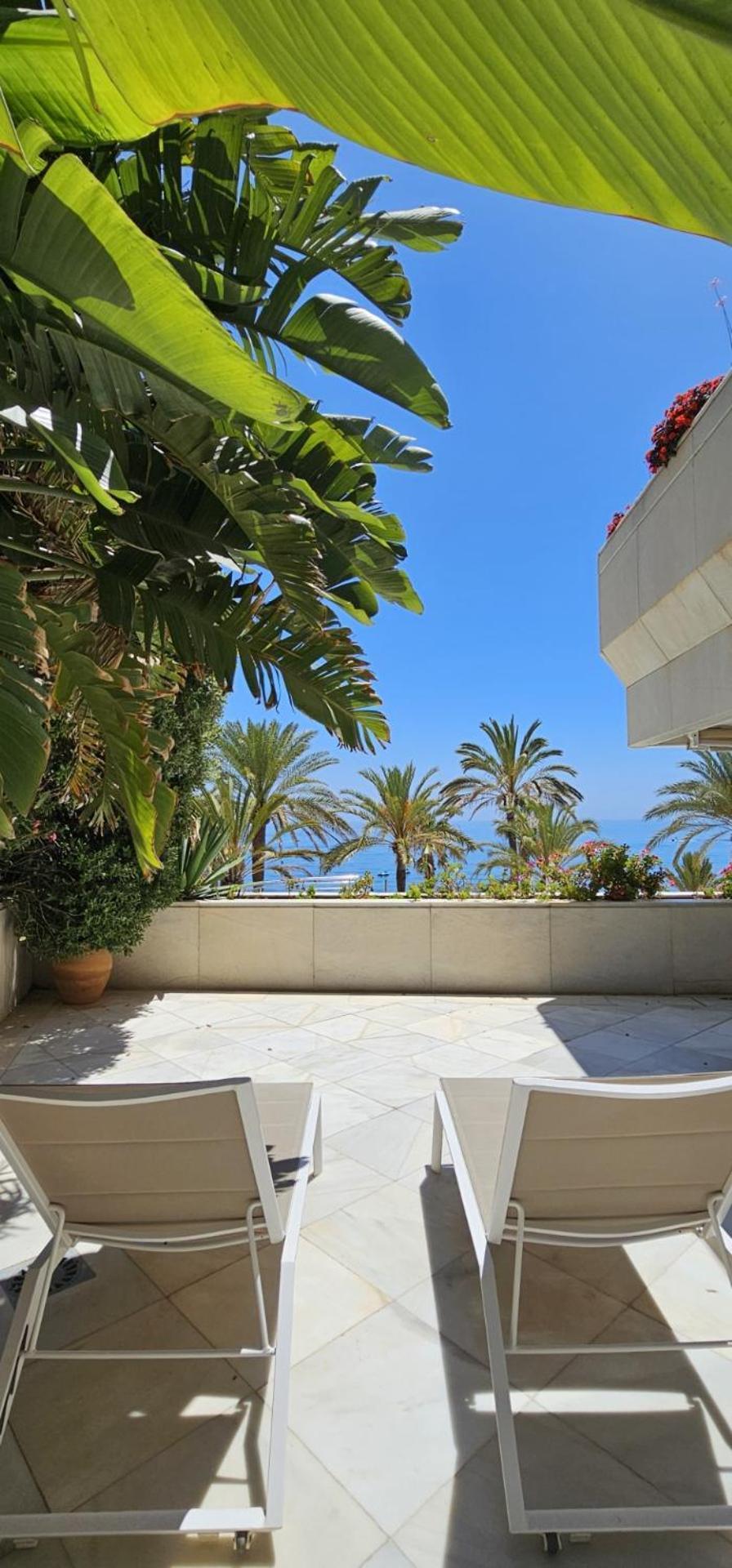 Marina Mariola By Coral Beach Marbella Bagian luar foto